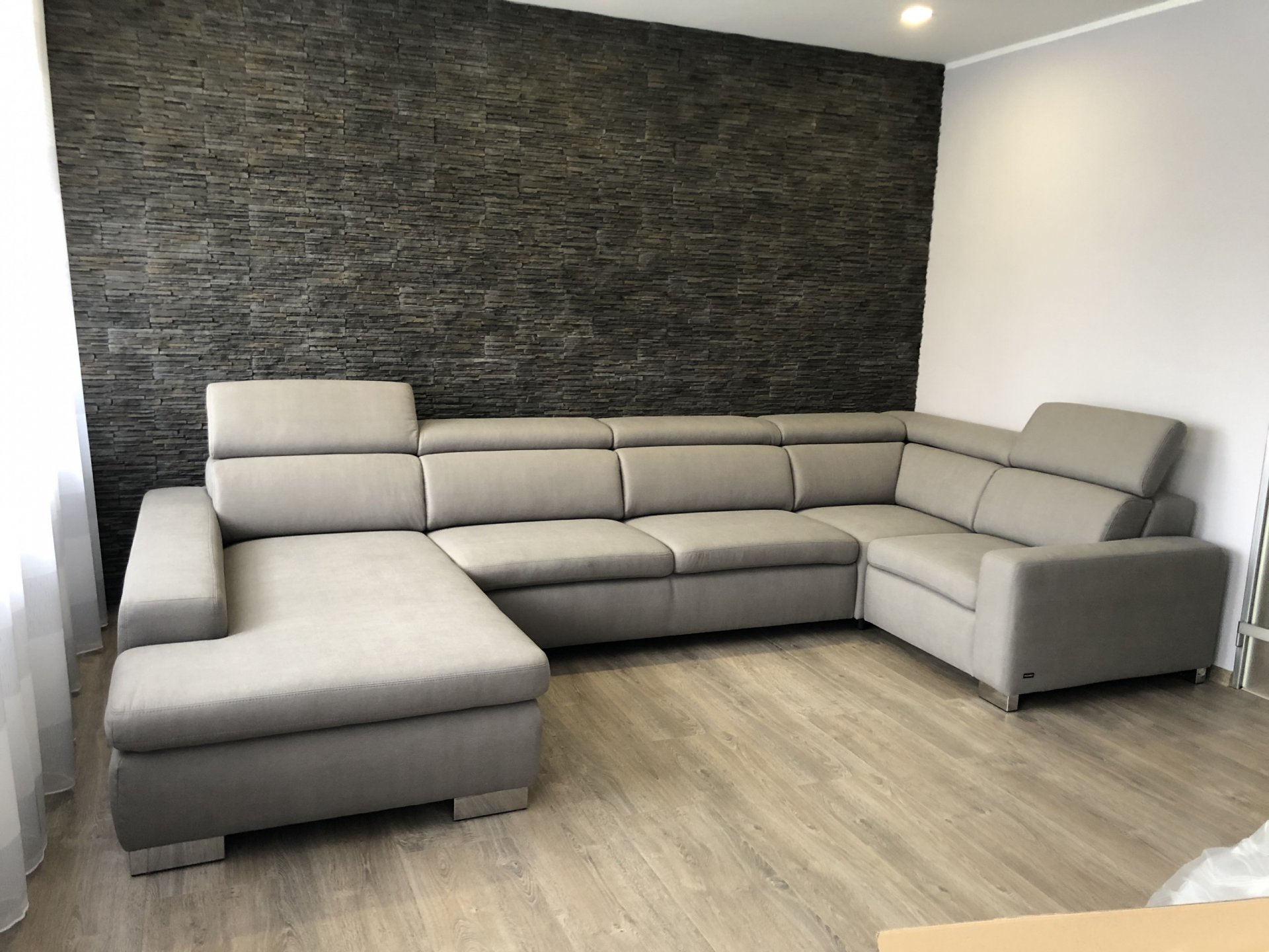 Sedačka Mateo – praktické řešení pro každodenní relax