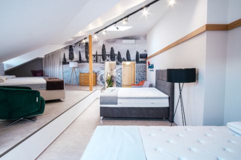 Kvalitní dřevěné postele z masivu-thumb-1